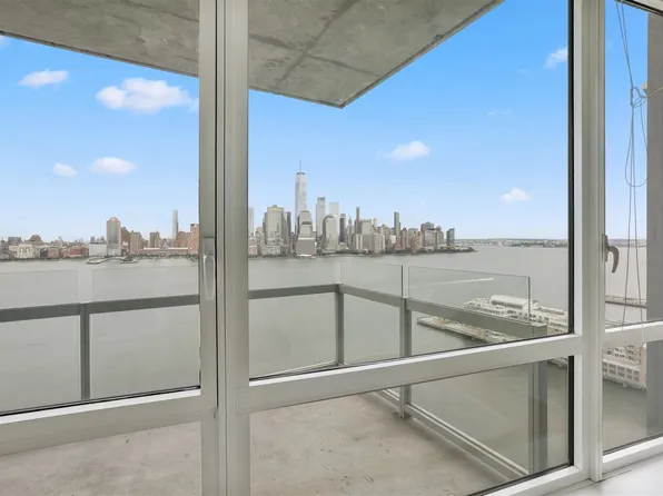 2 2nd Street image 18 of 28