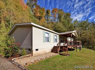 130 Poppas Pl, Canton, NC 28716