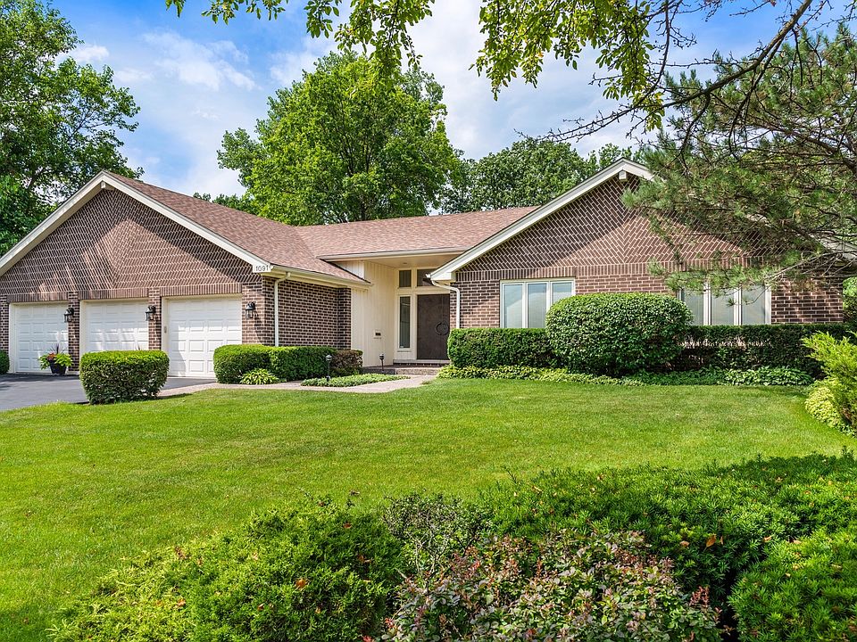 1st image of 1091 Saxony Dr