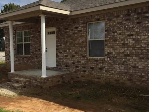 822 County Road 272, Florence, AL 35633