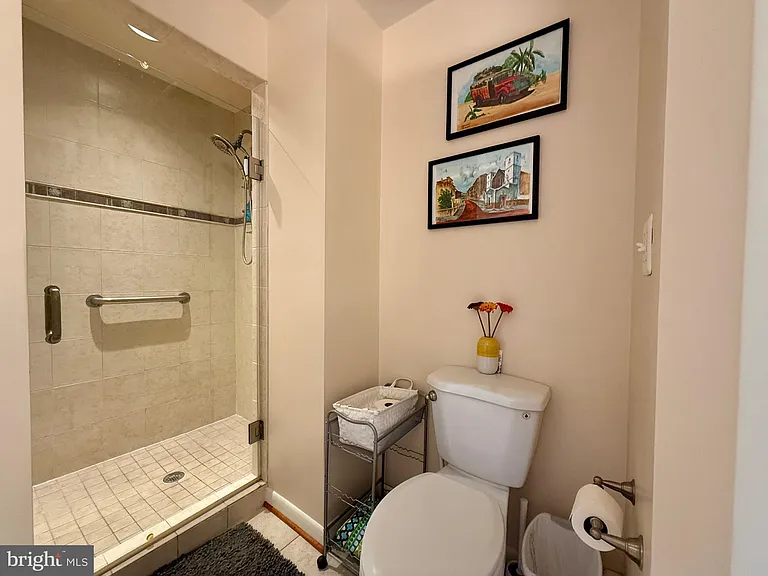 2223 Great Falls St — Photo 31