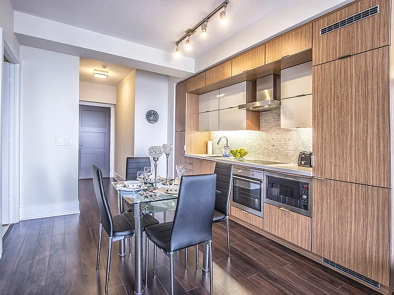 300 Front St W #1401 — Photo 7