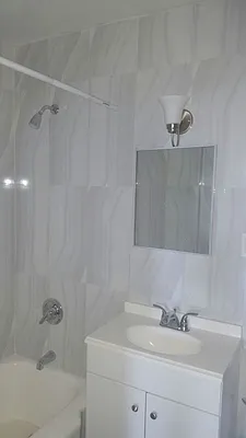 Rented by Uptown Flats LLC | media 24