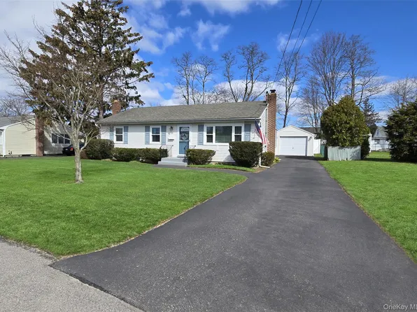 23 Herbert Circle, Patchogue, NY 11772