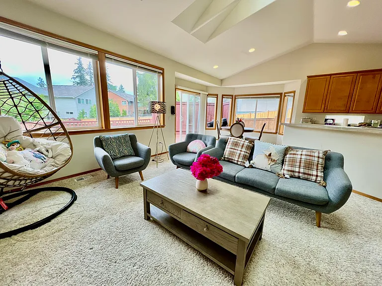 20604 Damson Rd — Photo 9