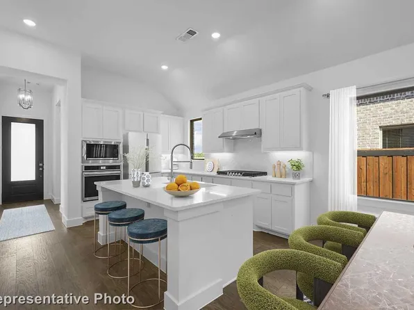 8525 Heard Hill Dr, McKinney, TX 75071