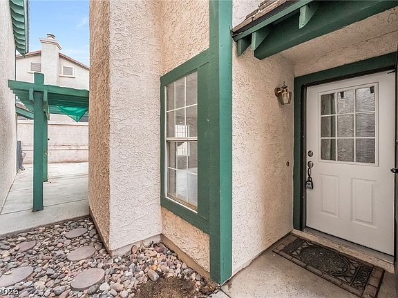 4th image of 4025 Chalfont Ct
