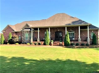 700 Farmington Dr, Lebanon, TN 37087