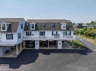 91 N Schooner Point Dr, Port Clinton, OH 43452