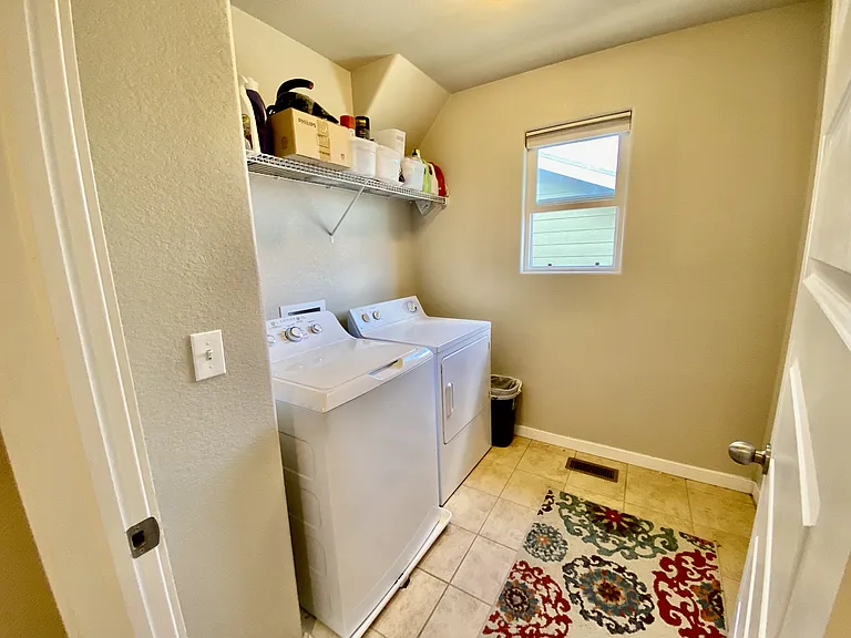 2467 Dorset Dr — Photo 11