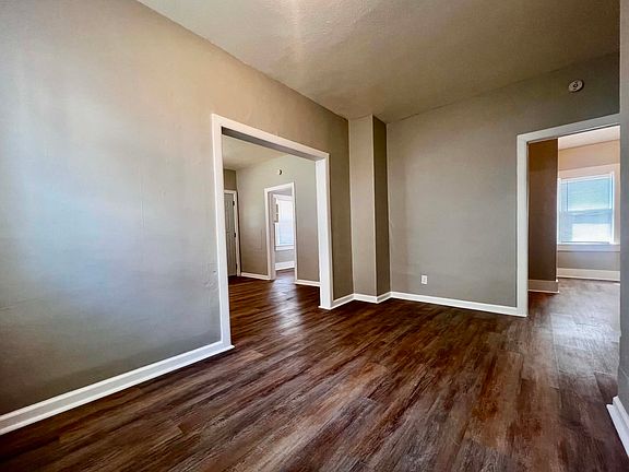 5th image of 1465 N Missouri Ave