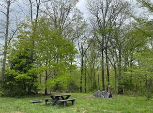 1087 Trowbridge Rd, Sparta, MO 65753