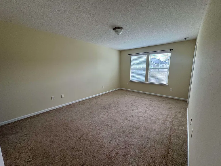 126 Moultrie Village Ln — Photo 17