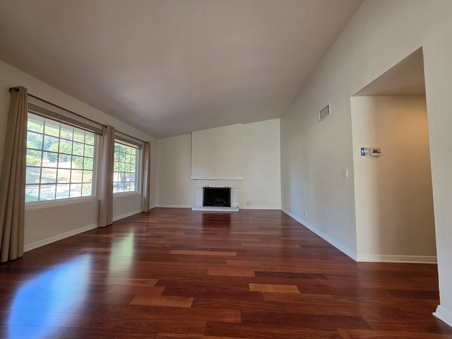 3 bed, 1527 sqft, $3,750 — Photo 3