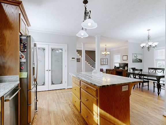 4th image of 2371 Beasley Ln
