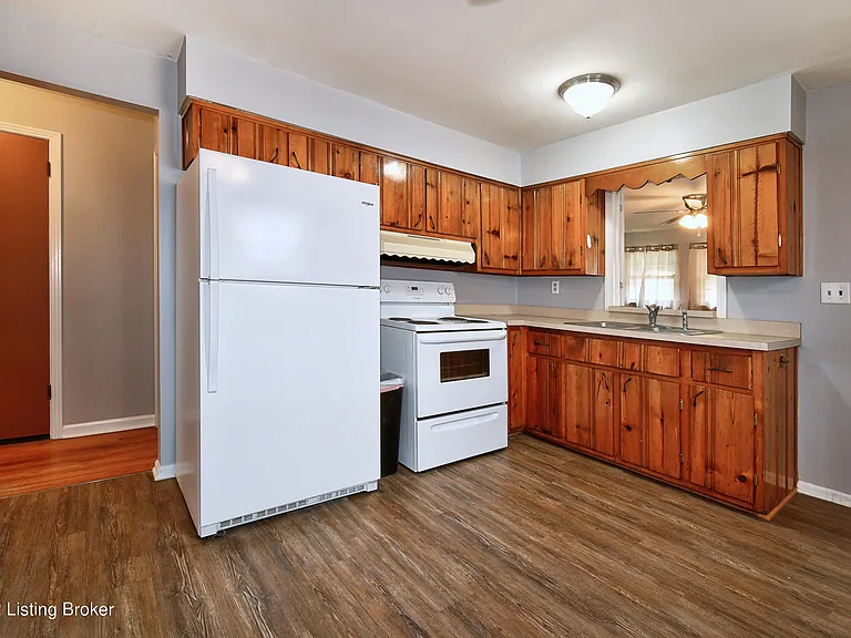 618 Maylawn Ave — Photo 3