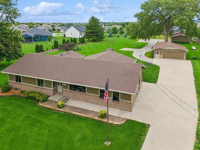 8270 Ashworth Rd, West Des Moines, IA, 50266