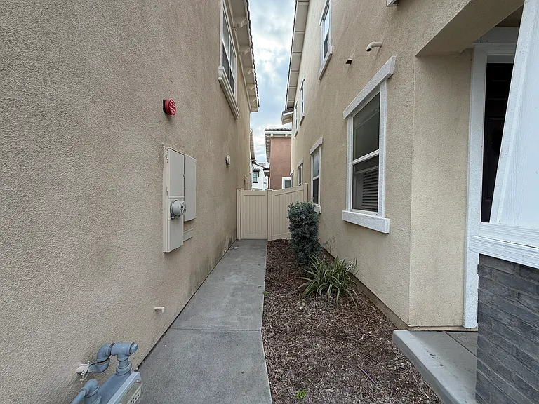 6998 Silverado St — Photo 26