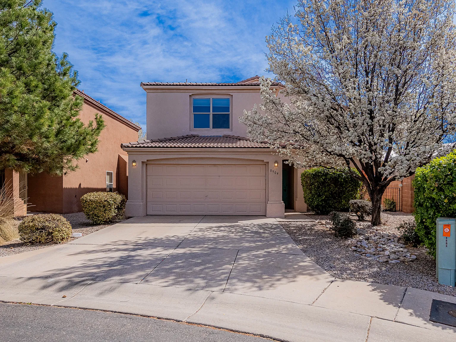 8904 Lochnager Ln NE — Photo 3
