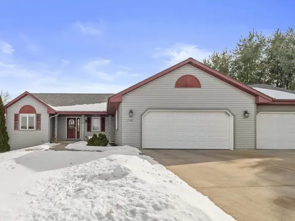 1523 Lena Ln, Fort Atkinson, WI 53538