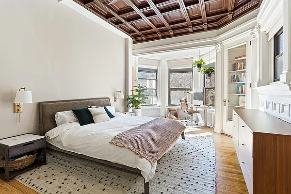 Sold by Compass | media 16