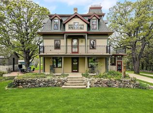 W310S7565 Arbor DRIVE, Mukwonago, WI 53149