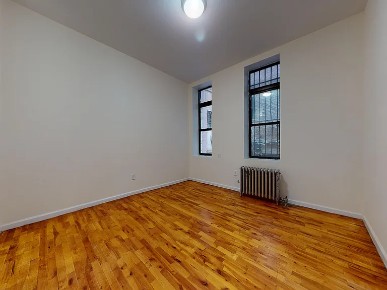 711 2nd Ave #1E — Photo 3