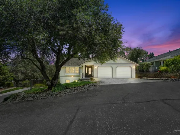 12607 Princeton Dr, Auburn, CA 95603