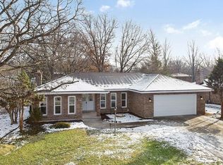 3449 Somerset Ln, Crete, IL 60417