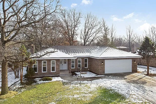 3449 Somerset Ln photo 1