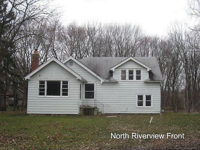 1st image of 36209 N Riverview Dr