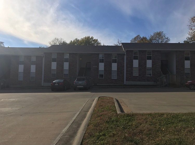 2nd image of 306 Zoll St APT A