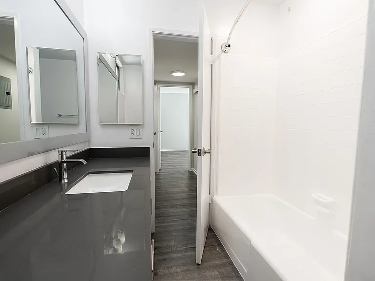 115 North Wetherly Drive — Photo 13