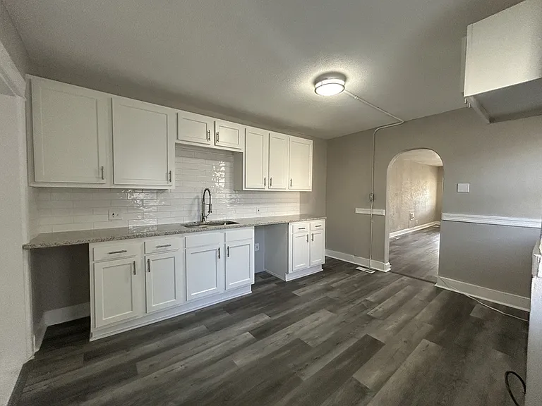 111 N Denver Ave #A — Photo 6