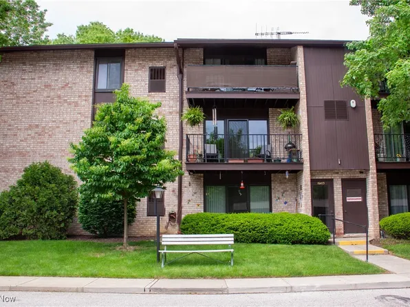 16475 Heather Ln #S202, Middleburg Heights, OH 44130