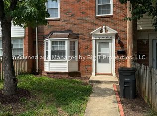 7956 Community Dr, Manassas, VA 20109