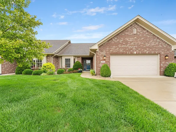 3971 Melbourne Dr, Columbus, IN 47203