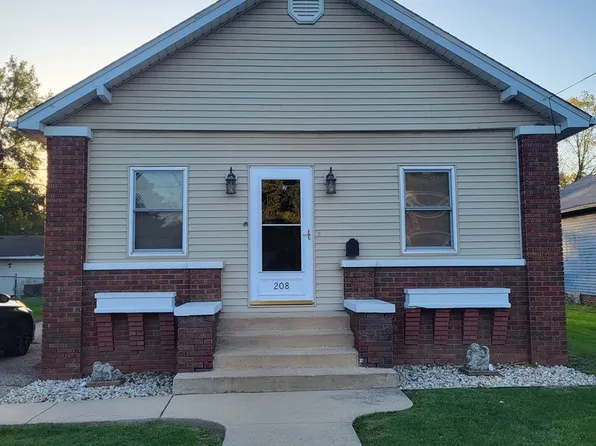 208 S 3rd Ave, Streator, IL 61364
