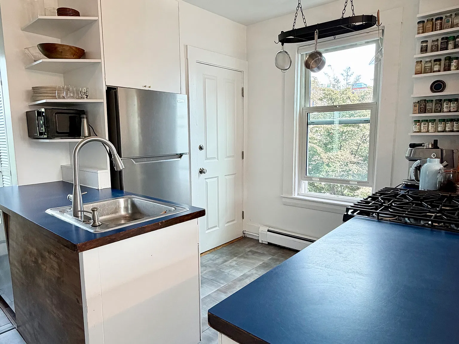 3 bed, 1268 sqft, $4,750 — Photo 3