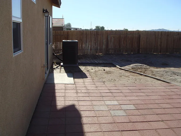 Inyo Ct — Photo 22