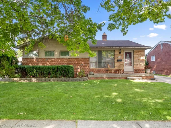 3243 McKitrick St, Melvindale, MI 48122