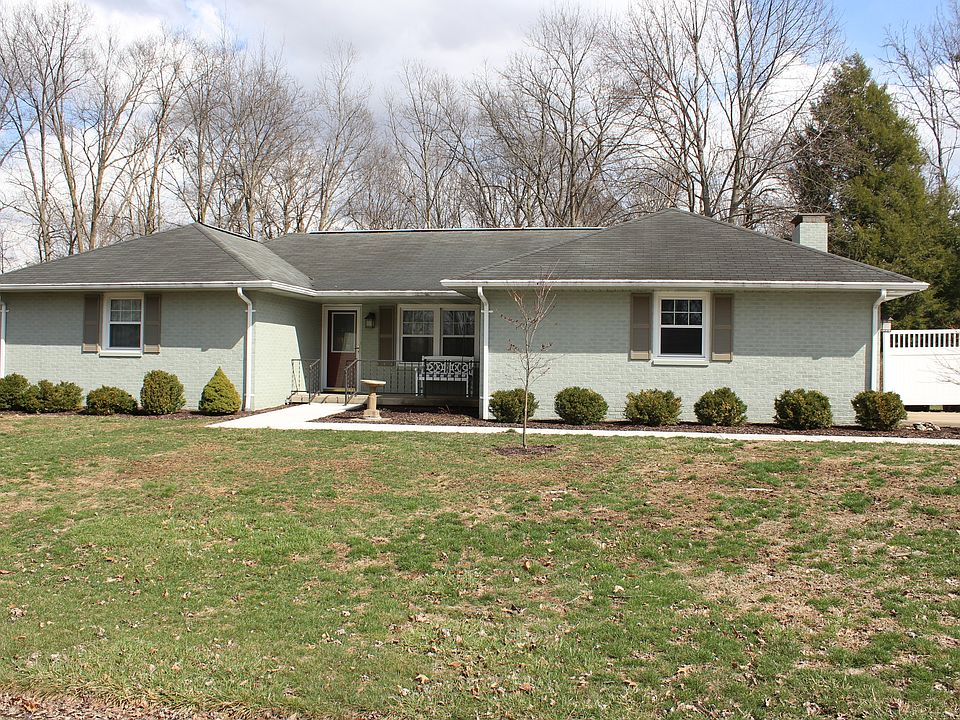 1st image of 717 Castleton Dr