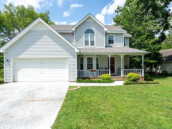 3rd image of 106 Saint Michaels Ln