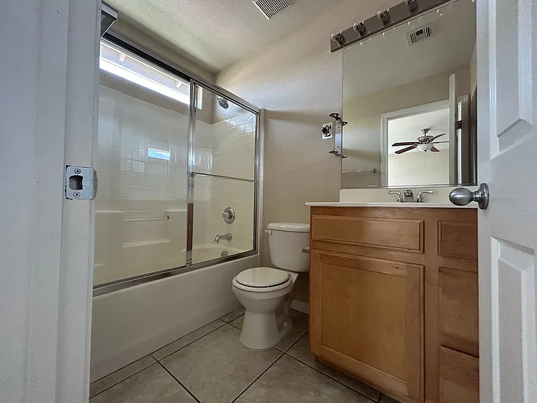 5553 Chapin Mesa Ave — Photo 9
