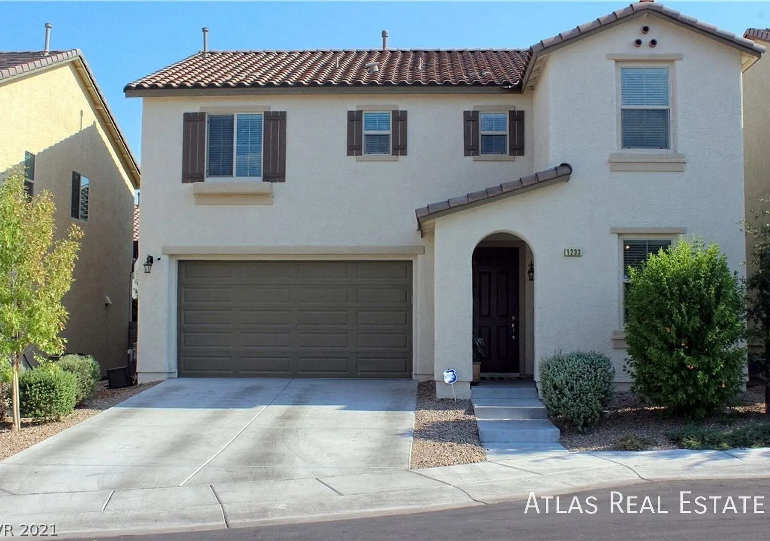 *Coming Soon* Gorgeous 4 Bedroom Home With Loft And Bedroom Downstairs! — Photo 2