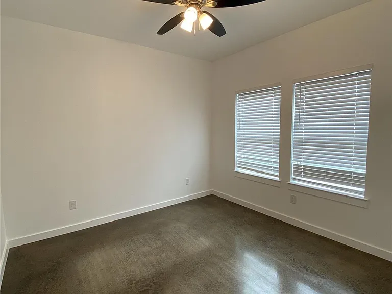 104 E Forest Ave — Photo 7