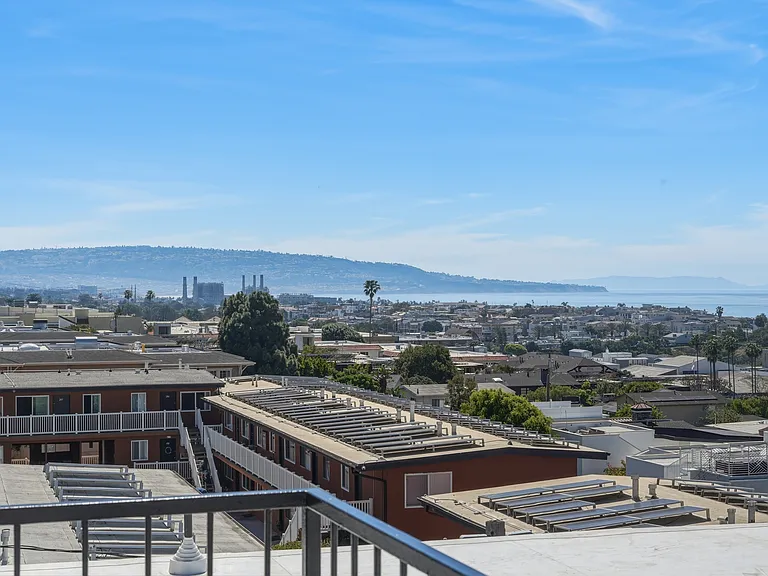 720 21st Street — Photo 21