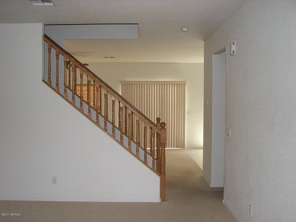 4th image of 1221 E Gwen St