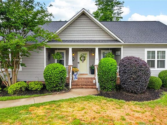 2nd image of 4319 Brown Oaks Rd