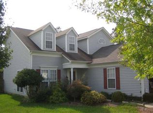 2206 Coatesdale Ln, Matthews, NC 28104